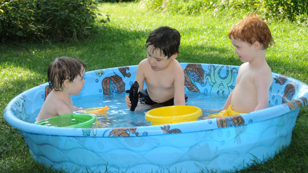 Swimming Pool Garten Wasser Ablassen